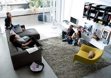 Moderne Wohnzimmer von Poliform Moderne Wohnzimmer von Poliform