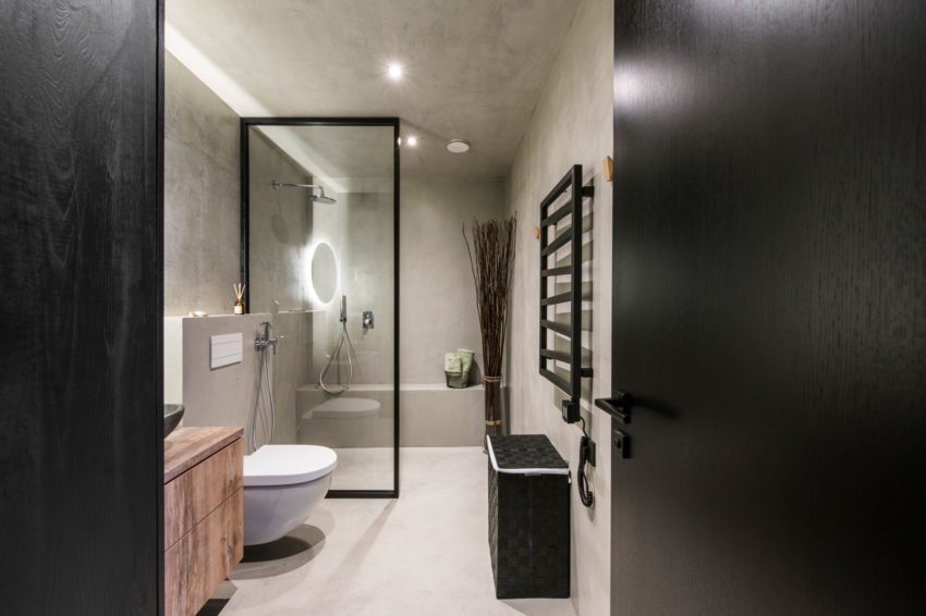 Betonstuc is tegenwoordig erg populair, die je badkamer een stoer tintje geven. Klik hier voor meer foto's.