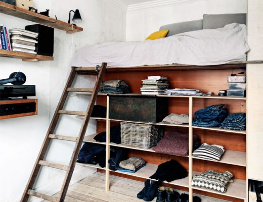 Creatieve slaapkamer met gerecycled hout