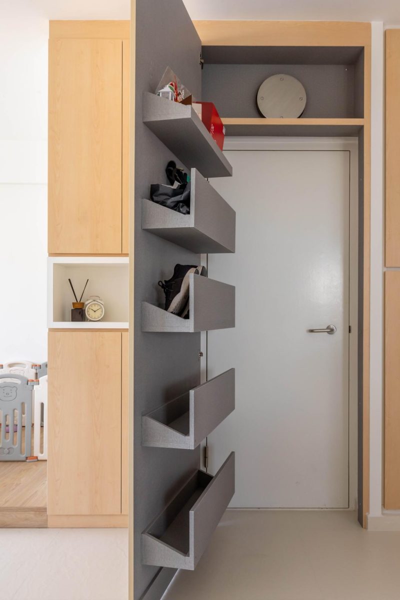 direct in woonkamer maatkast schoenen bij voordeur