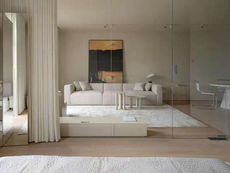 glazen wand in slaapkamer woonkamer