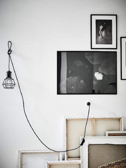 Hanglamp aan de muur