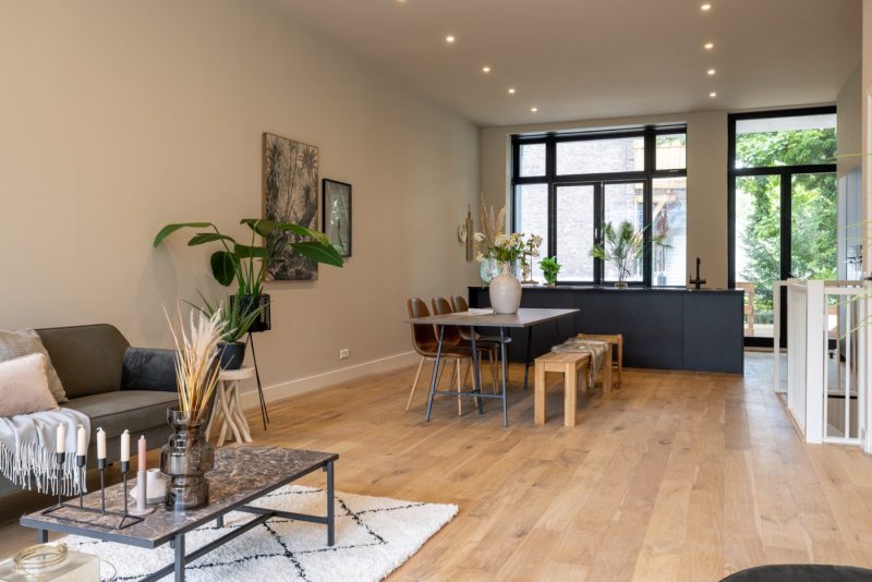 Het plafond in dezelfde kleur als de muren: Tips & inspiratie