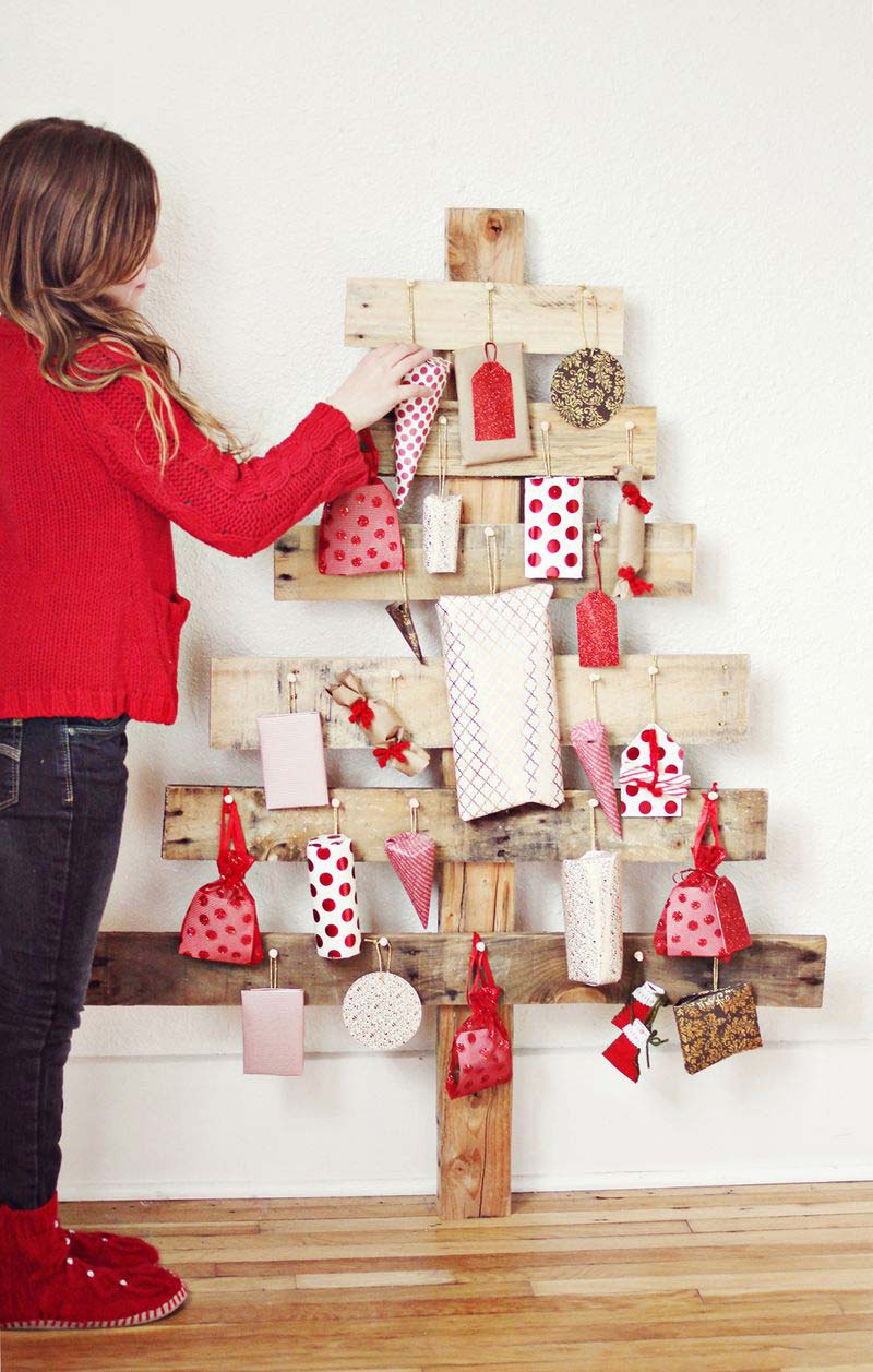 Houten kerstboom maken adventkalender