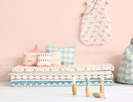 Kinderkamer Lounge van stapels matrassen