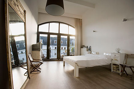 Lichte loft appartement verkocht in Amsterdam