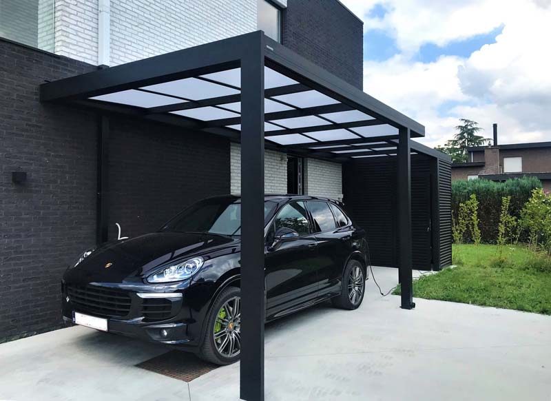 De luxe aluminium carports met een plat dak van Veranco kunnen gelakt worden in meer dan 200 verschillende kleuren.