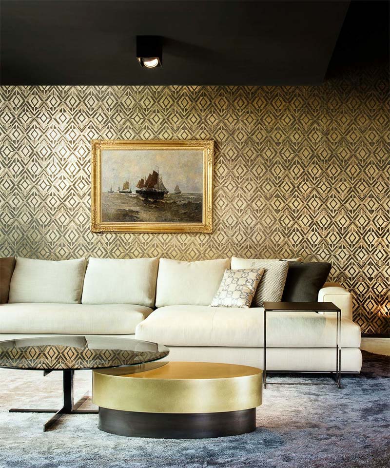 luxe woonkamer goud behang