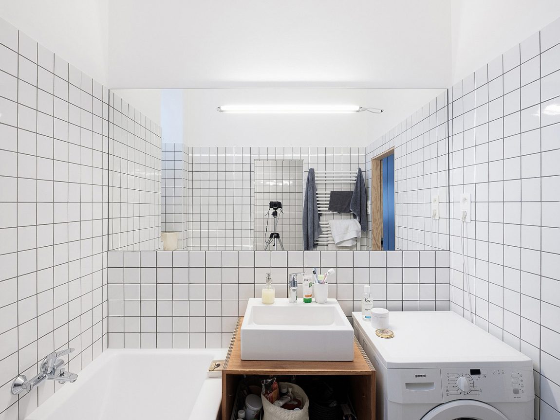 minimalistische-witte-badkamer