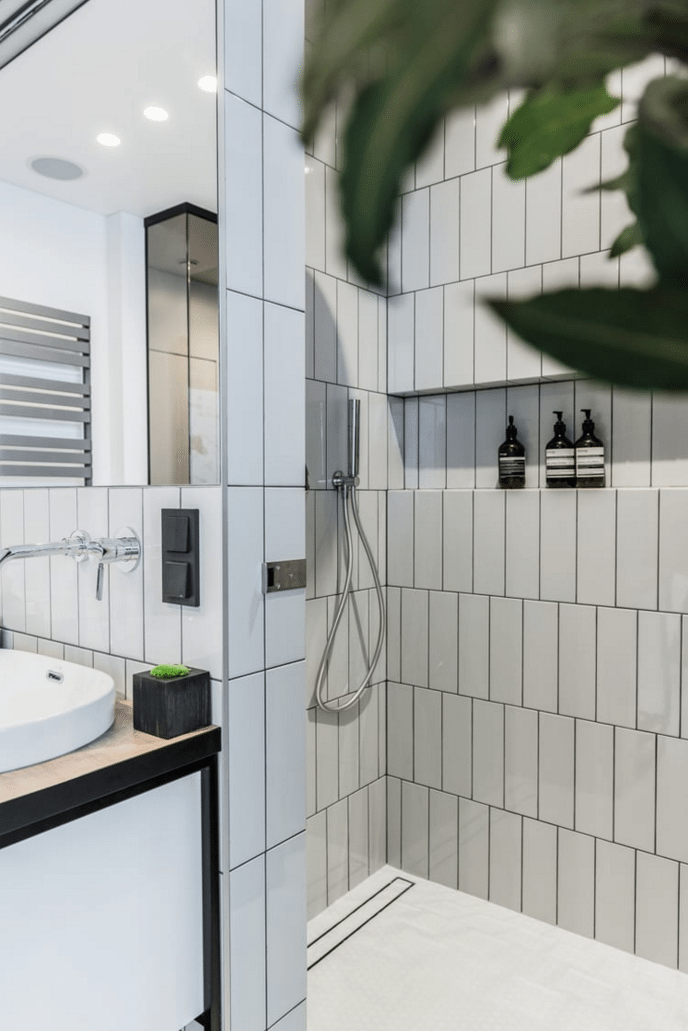 open-inloopdouche-moderne-badkamer
