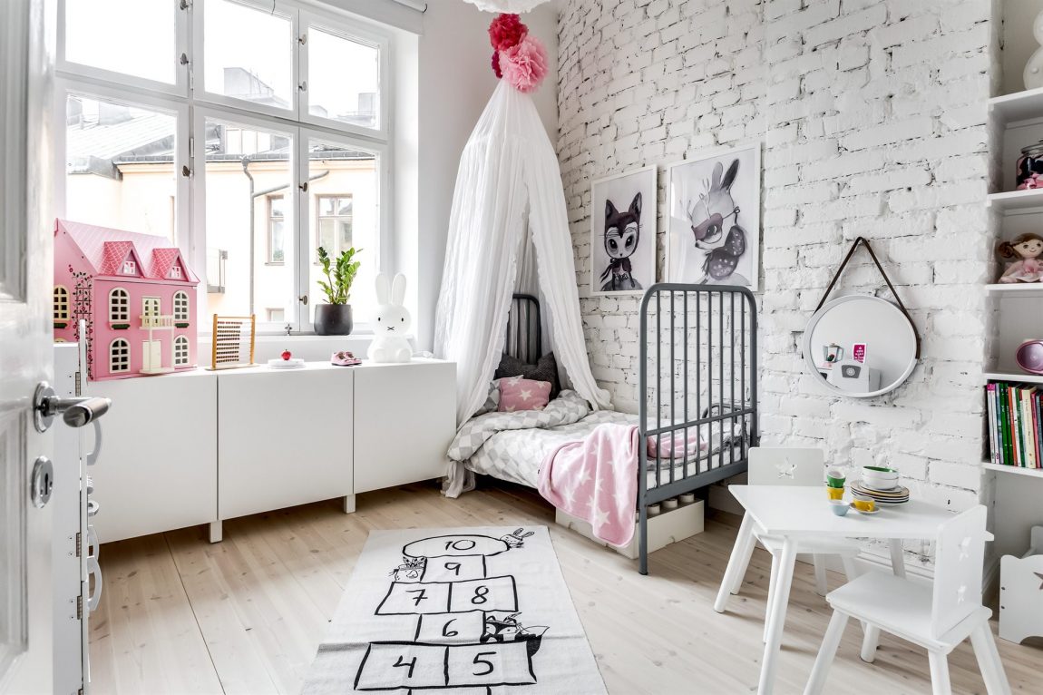 Ruim en licht Scandinavisch appartement met een modern interieur