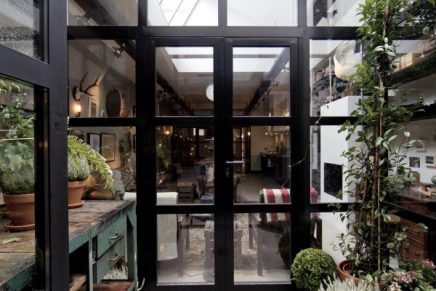 Stoere garage loft van ontwerper James van der Velden