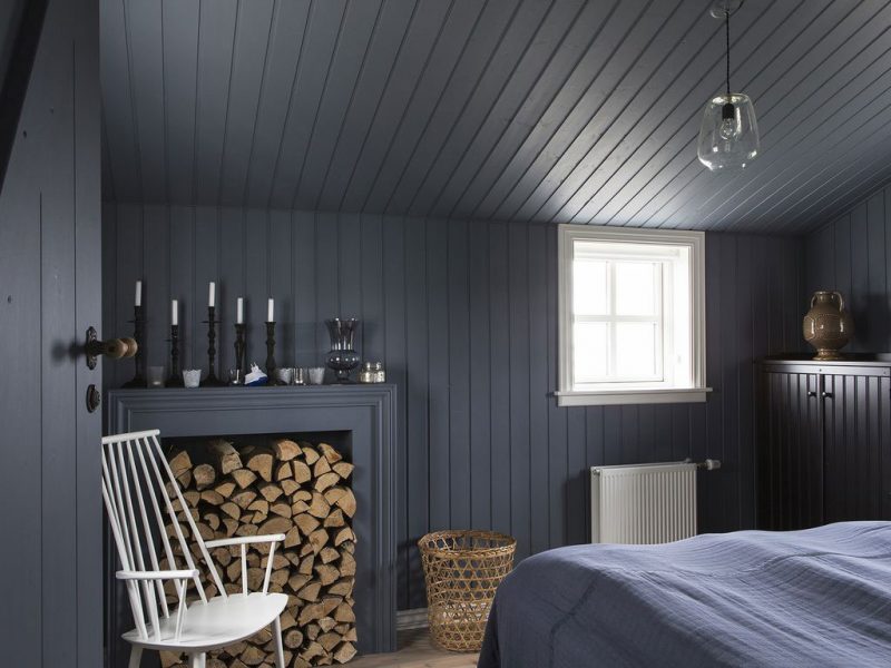 The Black House - een traditioneel landelijk houten huis uit Finland