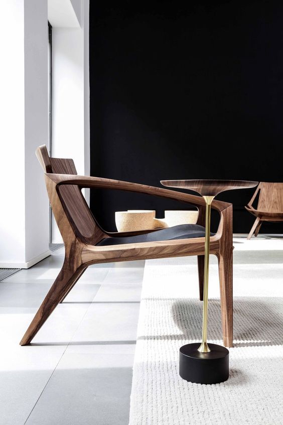 walnoot houten stoel